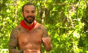 Μάλιστα, χρειάστηκε να πάρουν σηκωτό. Triantafyllos Survivor Survivor Traymatisthke O Triantafyllos Se Monomaxia Me Ton Kallidh Enter Tv Sport Fm Gr Bwinspor Fm 94 6 Penny Minced