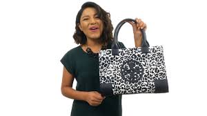Free shipping both ways on tory burch ella mini tote from our vast selection of styles. Tory Burch Mini Ella Printed Tote Sku 8965536 Youtube