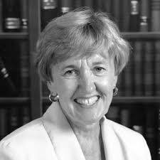 Elizabeth Fahey's Instagram, Twitter & Facebook