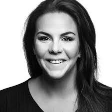 Amanda Lundberg's Instagram, Twitter & Facebook