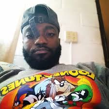 Studio Vibes 🔥🦾 Y'all look at what da storm just blew in !! 💨 Errybody  waiting for dat SAPMLES NOT INCLUDED !!🎬 IM IN RARE FORM RIGHT NOW 🦾👽  It's finna be