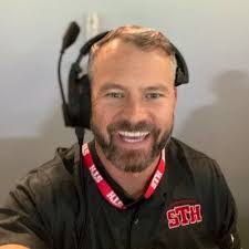 Elijah Henry's Instagram, Twitter & Facebook