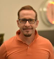 À Espreita Entrevista: Pedro Almeida