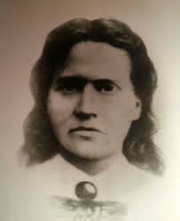 This is a photo of my great grandmother, Sarah Evans, with 2 of her  children