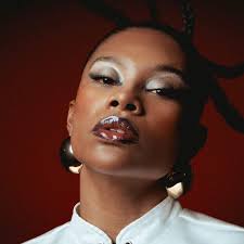 🥢 @victoria_maria.s Produtora: Zoid Creative Co. @zoidcreative Fotografia  & Dir. Criativa: @guitelrafaela Produtora Executiva: @bellayoguio Stylist:  @giovannadevitto Beauty: @jessycatommasi Special Thanks: @anotheragency_  @dtharic