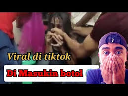 Full video viral banglades yang viral di tiktok masukan botol. Lagi Viral Di Tiktok Video Botol Bangladesh Youtube