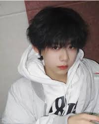 Chen Yiheng Live Photo