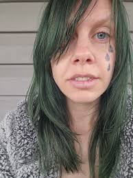 Help my daughter's friend Tara Lynn find her daughter she's been missing  about a week. Latest is she talked to some older guy