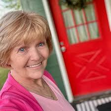 Where Horses Run Secrets Hide: Three Deaths. A Twenty-Five-Year-Old  Mystery. A Journal with the Truth.: Kumpe, Pam: 9798992132618: Amazon.com:  Books