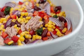 Schneller Thunfisch Salat High Protein Rezept Gesunde Vegetarische Rezepte Vegetarisches Essen Thunfischsalat Rezept