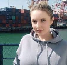 Ian Maker's Instagram, Twitter & Facebook