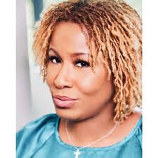 Sylvia Pace's Instagram, Twitter & Facebook