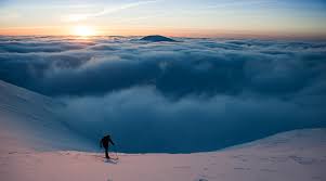 Med moderna, naturnära lokaler och aktiviteter i världsklass, helt anpassade efter gruppens önskemål, skapas möjligheter till kreativitet. Magisk Forsasong I Borgafjall Freeride