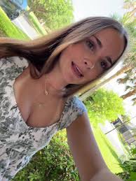 Brooke Holman (@brookesmain16)