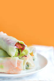 Rouleaux de printemps végétariens recette rouleau de printemps cuisine exotique cuisine végétarienne recette végétarienne recettes de cuisine recettes veggie apero vegetarien feuille de riz. Alternative Au Sandwich Les Rouleaux De Printemps Sweet And Sour