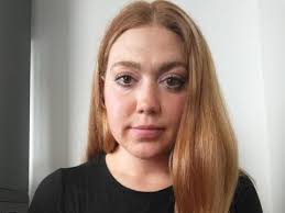 Sara Woltz's Instagram, Twitter & Facebook