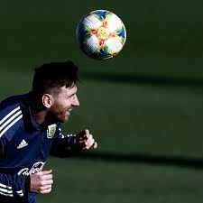 Pablo zabaleta, the former argentine teammate of messi, wishes to see his countrymate play for manchester city, a club he himself represented. Lionel Messi Returns For Argentina But Can His Dreams Finally Be Realised Argentina The Guardian