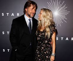 Danielle spencer has russell crowe fans doing a double take after posting a photo of their sons. Danielle Spencer And Russell Crowe Dating Gossip News Photos
