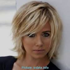 Frisuren Frauen Kinnlang Frisurentrends Frisuren Haarschnitte Kurzhaarfrisuren Haarschnitt Kurz