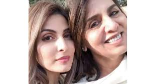 Riddhima kapoor drives 1200 km from delhi to mumbai of course. Riddhima Kapoor Sahni Gets A New Hairstyle By Mother Neetu Kapoor Calls Her Supermom Filmibeat