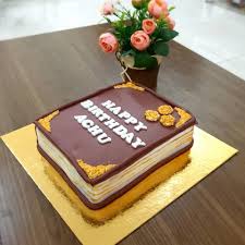 This cake gave me fits, airbrushed at the end to cover a million mistakes, 9x13 cut in half, icing image. Cakes N Me A Cake For A Girl Who Loves Reading Books Facebook