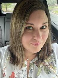 Aldi's triple chocolate creme cake review