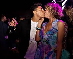 Browse 99 imma battaglia stock photos and images available, or start a new search to explore more stock photos and images. Eva Grimaldi E Imma Battaglia Sempre Piu In Love All Inaugurazione Del Gay Village Foto Gossip It