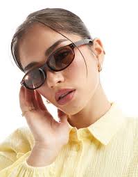 Aj Morgan Slim Round Sunglasses In Brown