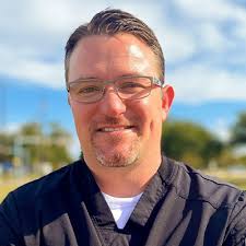 Scott Ludlow's Instagram, Twitter & Facebook