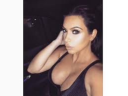 Kim Kardashian West Shows Off Pregnancy Cleavage: Photo
