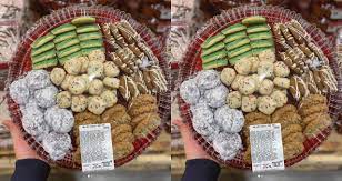 You can make christmas cookies, sugar cookies, breads, cakes, candies, bars, pies, tarts. Costco S Massive Cookie Platter Is Back For The Holidays