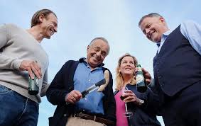 In aller Freundschaft: Prof. Simoni (Dieter Bellmann) ist zurück!