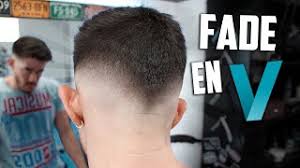 Este corte también es del estilo desvanecido. Como Hacerte Un Degradado En Pico O V Corte De Pelo Hombre 2020 Youtube