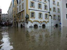 Rotary magazin für deutschland und österreich, rotary verlags gmbh Hochwasser Passau 2002 Pict0069 Jpg