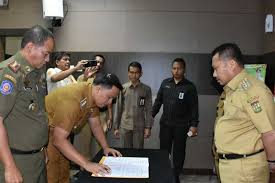 105 nama nama tarian daerah beserta gambar dan asalnya. Bupati Kampar Jaga Kondisi Masyarakat Agar Tetap Aman Dan Kondusif