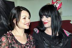 Ich weiß nicht mehr, ob es aushangfotos waren, oder die hübschen postkarten, die es damals zum film gab. Cosma Shiva Hagen Beziehung Vermogen Grosse Tattoo Herkunft 2021 Taddlr