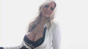 View 3 759 nsfw pictures and videos and enjoy lisaann with the endless random gallery on scrolller.com. Download Latest Hd Wallpapers Of Celebrities Julia Ann
