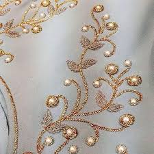 Aucune Description De Photo Disponible Bead Embroidery Jewelry Bead Embroidery Patterns Handwork Embroidery Design