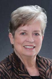 Lisa Handley-RE/MAX Advantage Plus, 1251 Town Centre Dr, Saint Paul, MN  55123, US