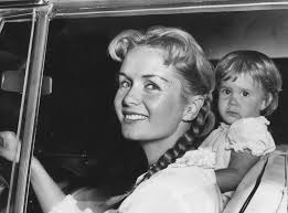Debbie Reynolds with her daughter Carrie Fisher.