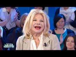 La prima con cesare rodighiero, quando aveva solo 15 anni. Sandra Milo Figli Fidanzato Ciro Quanti Anni Youtube