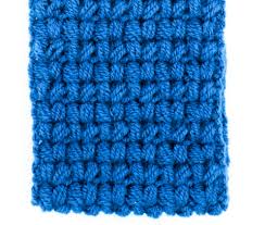 Leichtes schultertuch im lochmuster kostenlose strickanleitung. Kostenlose Hakelanleitung Stirnband Aus Kuschelwolle Frau Line
