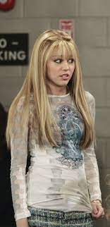 Hannah montana is a series that follows typical teen miley stewart, her older brother, songwriter and manager dad, and her best friend. Hannah Montana Hannah Montana Forever Hannah Montana Hannah Montana Outfits