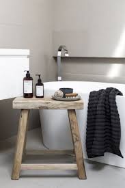 86 Lovely Modern Vintage Bathroom Decor Ideas Bathroomideas Bathroomdesign Bathroomremodeling Vintage Bathroom Decor Modern Vintage Bathroom Bathroom Bench