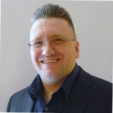 Brian Loos's Instagram, Twitter & Facebook