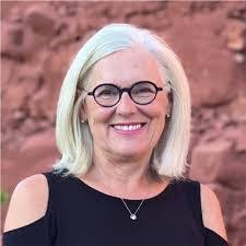 Darlene Riddick's Instagram, Twitter & Facebook