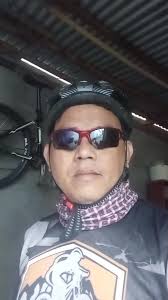 Bikeng Muna Bago pumasok sa gupitan , Like and share mga kabikers at ka  barbers