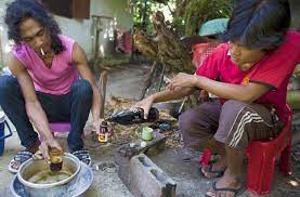 Admin dengar air ketum ni kalau diminum sedikit, baik untuk kesihatan badan. Tanda Tanda Dan Kesan Pengambilan Ketum Iluminasi