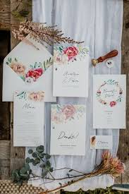 Lama Juwel Tone Drama Tolle Ideen Fur Deine Diy Gartenhochzeit In 2020 Gartenhochzeit Hochzeitsfeier Im Eigenen Garten Hochzeit