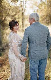 30 Years Of Marriage Campfire Celebration Inspired By This Older Couple Wedding Couples Anniversary Photography Anniversary Photoshoot